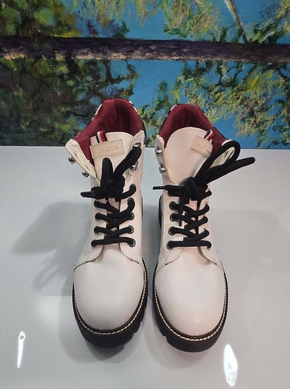 Tommy Hilfiger Leda Combat Boots White Plaid Collar Size 8.5M